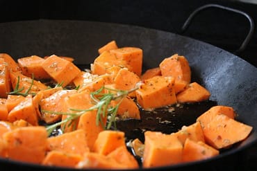 sweet-potatoes-8295778_1280 AyurVedic diet, sweet potatoes, healthy eating